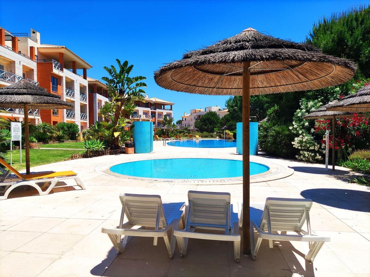 Fabulous Sunny Pool&Garden Condo By Becherish Albufeira Eksteriør billede