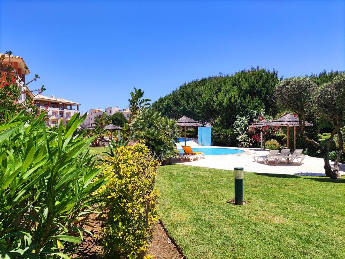 Fabulous Sunny Pool&Garden Condo By Becherish Albufeira Eksteriør billede